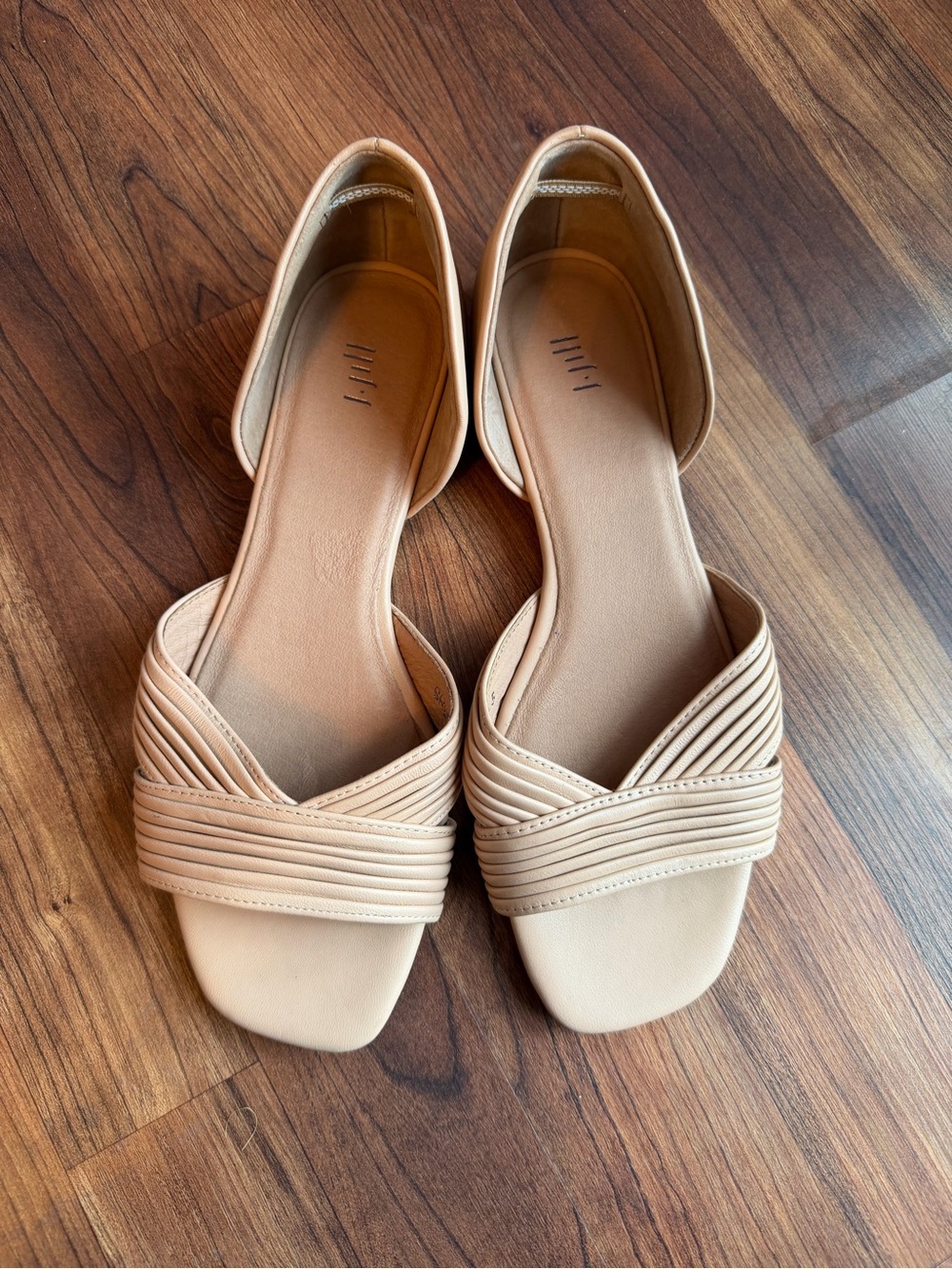 Women's Beige Flat Sandals
